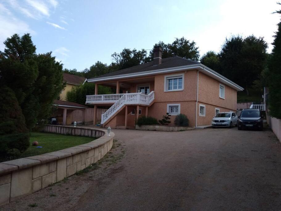 Chavanoz Comme A La Maison ! מראה חיצוני תמונה